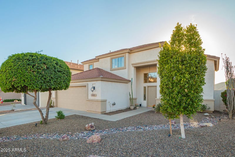 15852 18th Ln, Phoenix, AZ 85045