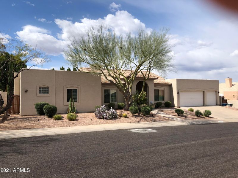 15852 N 17th St, Phoenix, AZ 85022