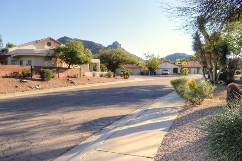 15856 N 15th Way, Phoenix, AZ 85022