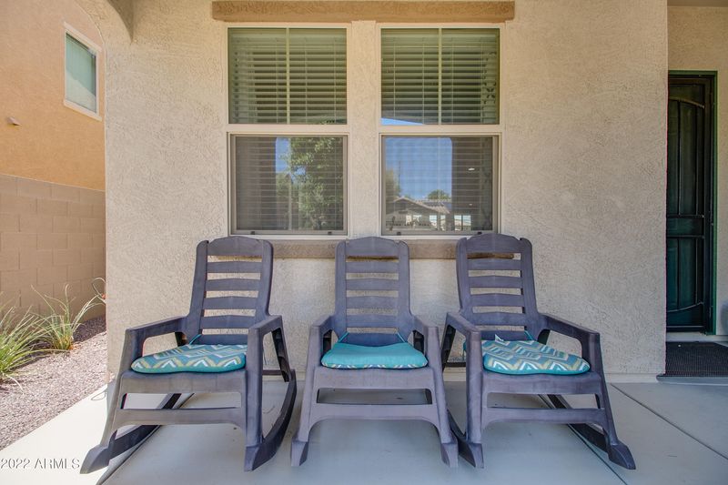 15863 W Shaw Butte Dr, Surprise, AZ 85379