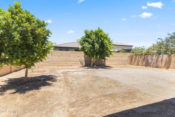 15864 Laurel Ln, Surprise, AZ 85379