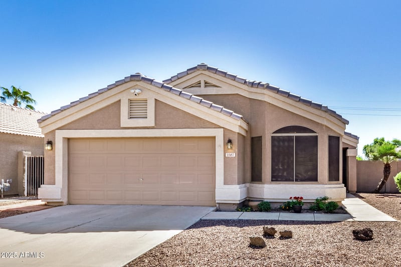 1587 Kesler Ln, Chandler, AZ 85224
