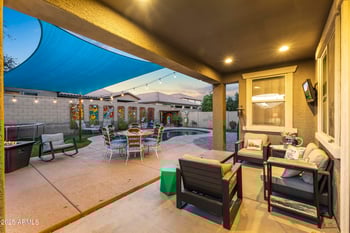 15872 Laurel Ln, Surprise, AZ 85379