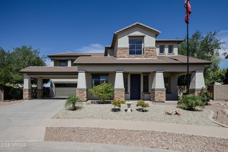 15872 Shaw Butte Dr, Surprise, AZ 85379