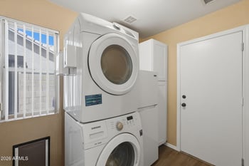 15873 11th Ave, Phoenix, AZ 85023