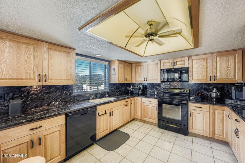 15876 Tepee Dr, Fountain Hills, AZ 85268