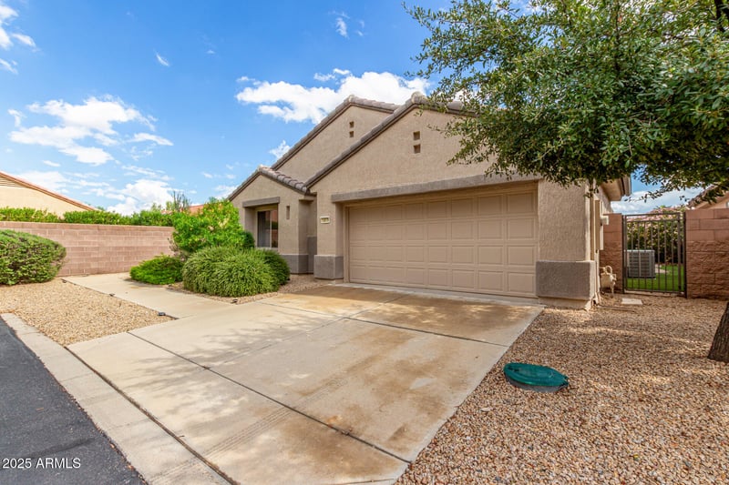 15878 Remington Dr, Surprise, AZ 85374