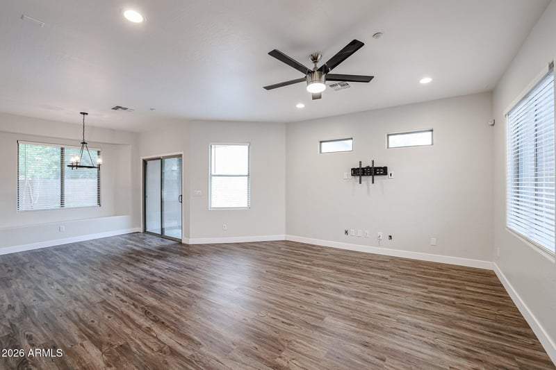 15881 74th Ave, Peoria, AZ 85382