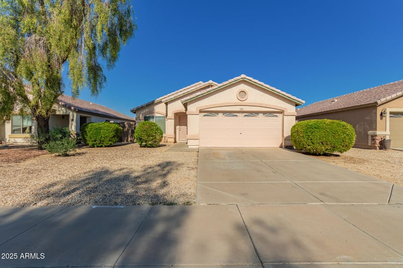 15882 Madison St, Goodyear, AZ 85338