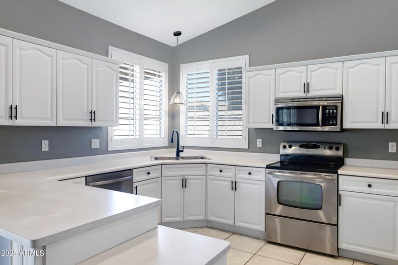 1590 Robinson Way, Chandler, AZ 85225