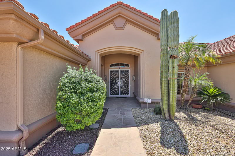 15901 Huron Dr, Sun City West, AZ 85375