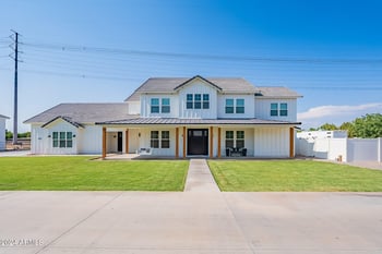 15908 Vaughn Ave, Gilbert, AZ 85234