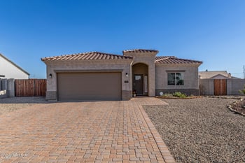 15909 Ken Cir, Arizona City, AZ 85123