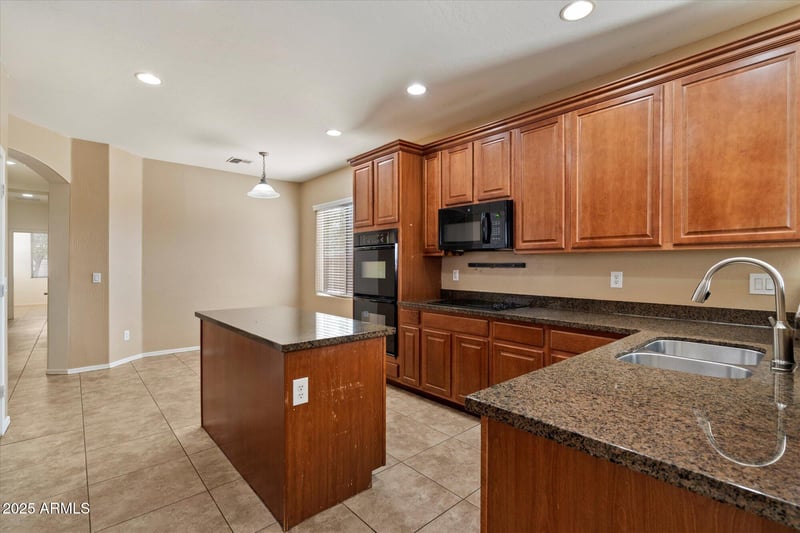 15910 Fillmore St, Goodyear, AZ 85338