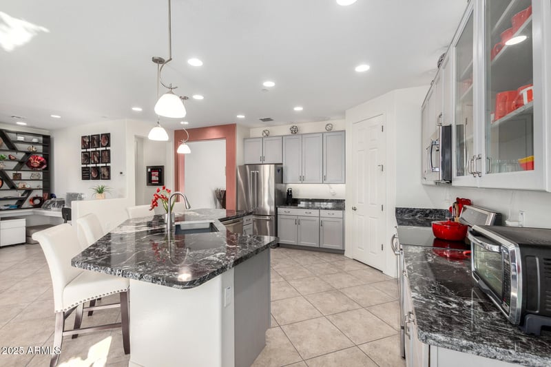 15912 109th Ave, Sun City, AZ 85351