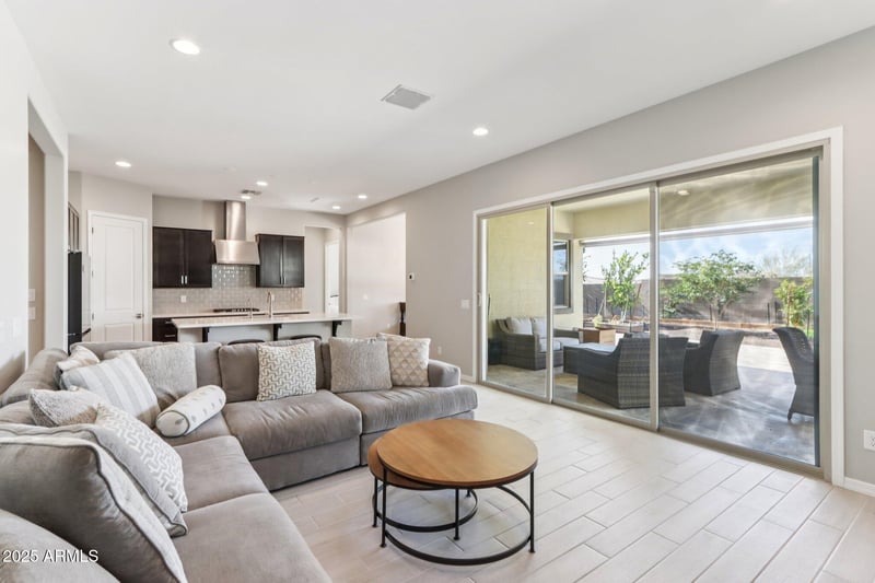 15916 177th Dr, Goodyear, AZ 85338