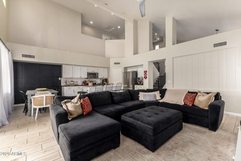 15917 Port Au Prince Ln, Surprise, AZ 85379