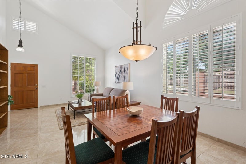 1592 Shannon Ct, Chandler, AZ 85224