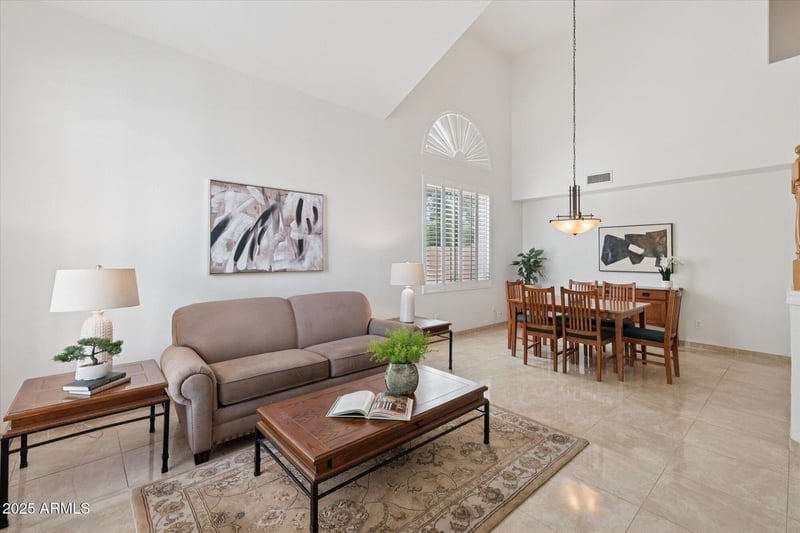 1592 Shannon Ct, Chandler, AZ 85224