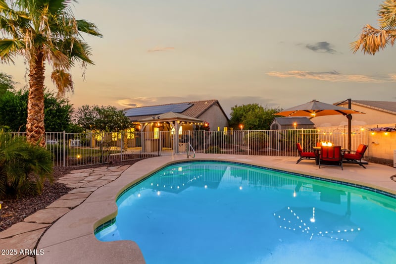 15920 174th Ln, Surprise, AZ 85388