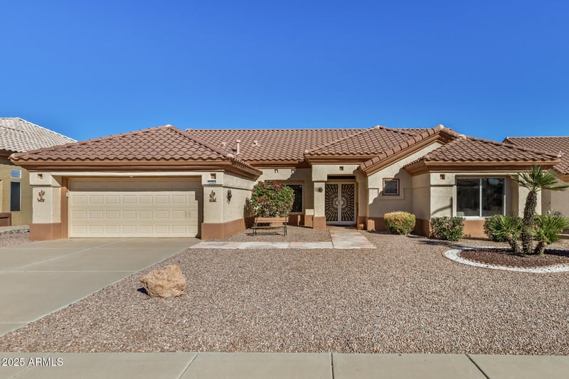 15924 Falcon Ridge Dr, Sun City West, AZ 85375