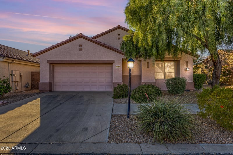 15930 W Autumn Cir, Surprise, AZ 85374