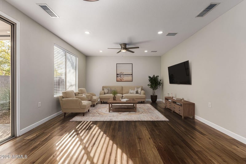 15930 W Autumn Cir, Surprise, AZ 85374