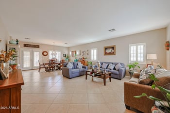15933 W Mauna Loa Ln, Surprise, AZ 85379