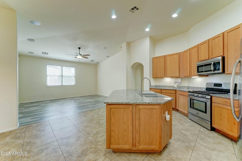 15941 171st Ln, Surprise, AZ 85388