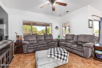 15950 Quail Creek Ln, Surprise, AZ 85374