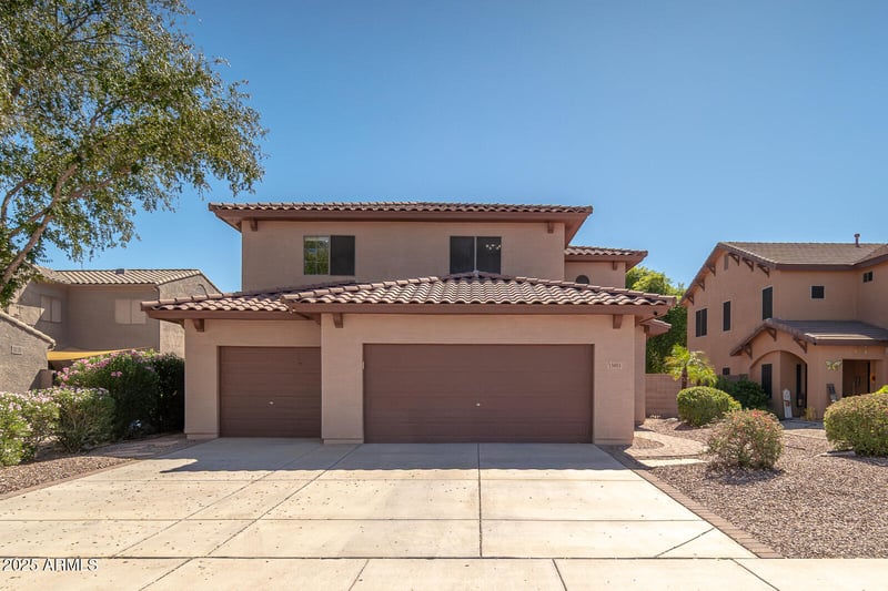 15953 Custer Ln, Surprise, AZ 85379