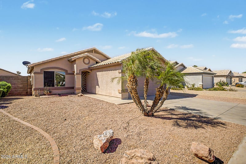 15955 Smokey Dr, Surprise, AZ 85374