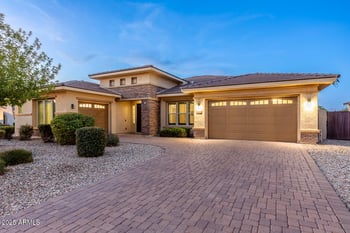 15960 Bonitos Dr, Goodyear, AZ 85395