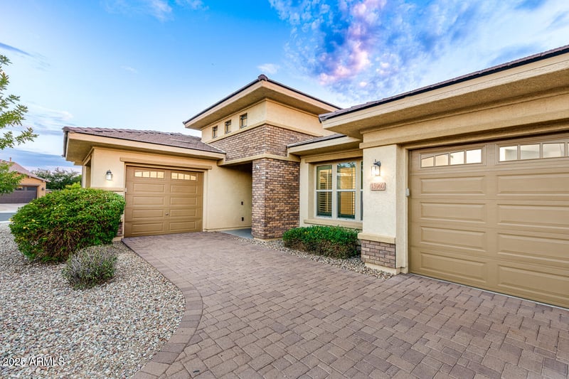 15960 Bonitos Dr, Goodyear, AZ 85395