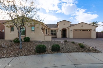 15967 Bonitos Dr, Goodyear, AZ 85395