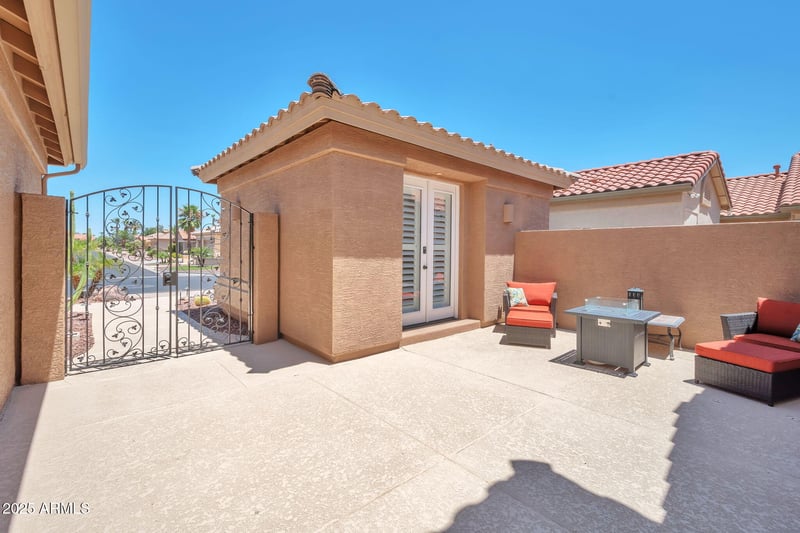 15979 Monterey Way, Goodyear, AZ 85395
