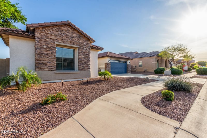 15981 Poinsettia Dr, Surprise, AZ 85379