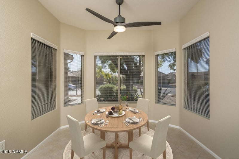 15984 Indigo Ln, Surprise, AZ 85374