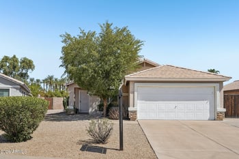 15984 W Smokey Dr, Surprise, AZ 85374
