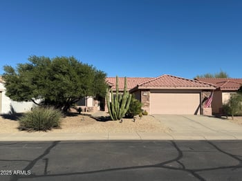 15986 Quail Creek Ln, Surprise, AZ 85374