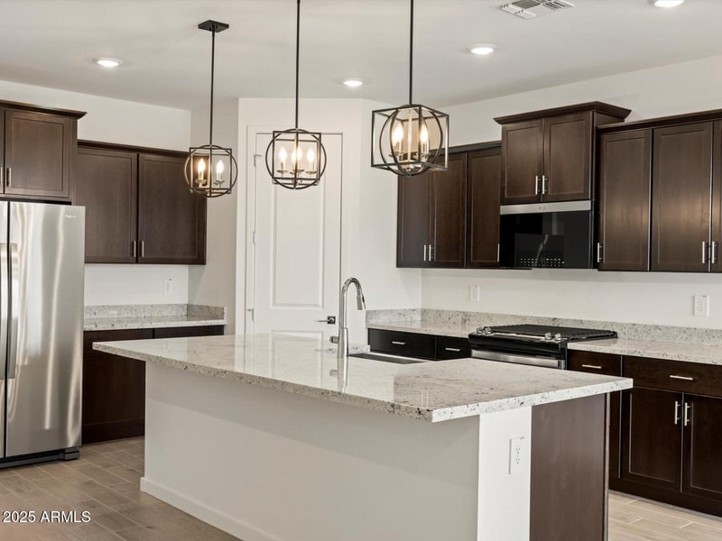 15991 Honeysuckle Dr, Surprise, AZ 85387
