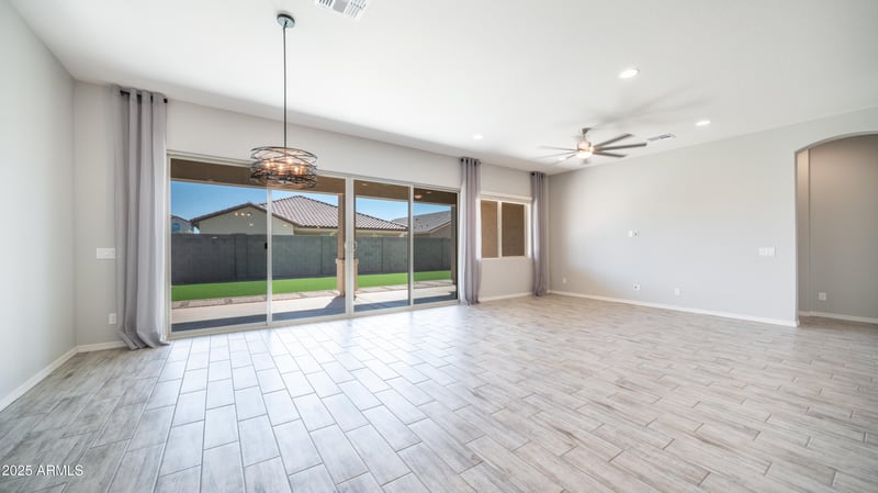 15999 Montana De Oro Dr, Surprise, AZ 85387