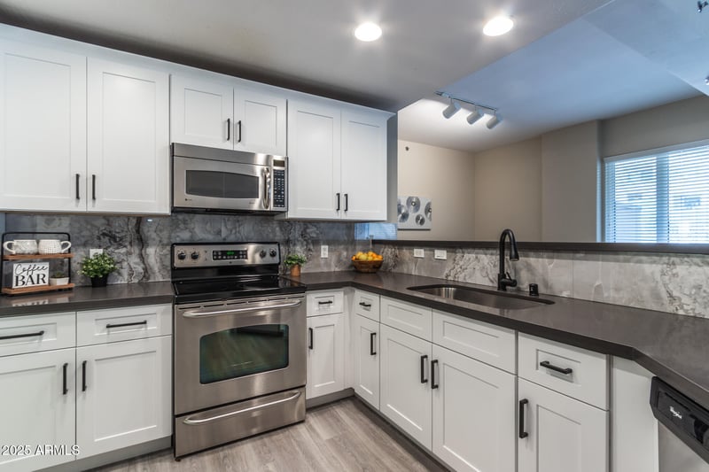 16 Encanto Blvd #110, Phoenix, AZ 85003
