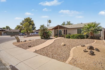 16 Duke Dr, Tempe, AZ 85283