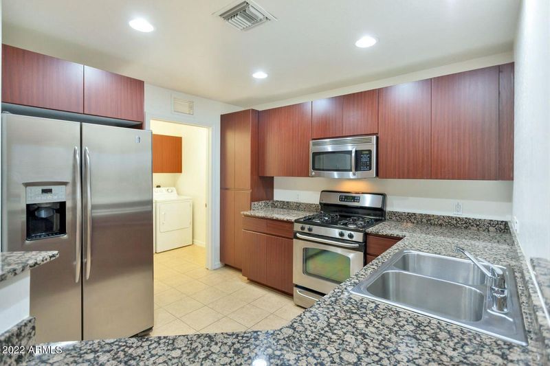 16 W Encanto Blvd #14, Phoenix, AZ 85003