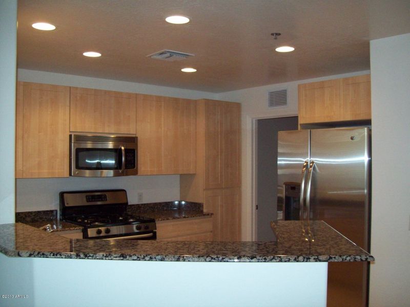 16 W Encanto Blvd #18, Phoenix, AZ 85003