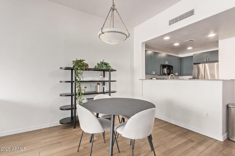 16 W Encanto Blvd #409, Phoenix, AZ 85003