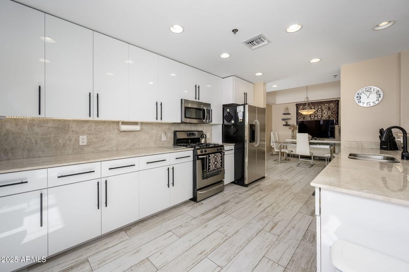 16 W Encanto Blvd #502, Phoenix, AZ 85003