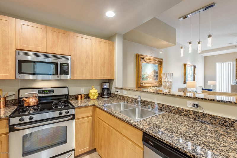16 W Encanto Blvd #517, Phoenix, AZ 85003