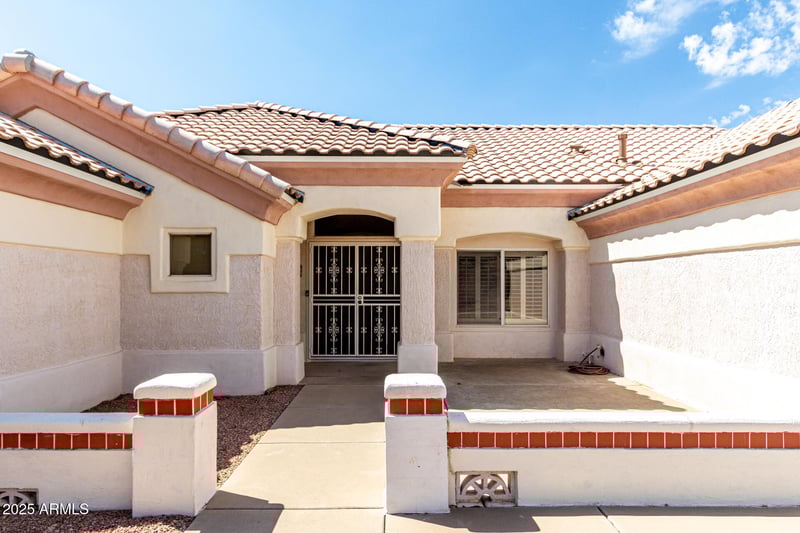 16003 Heritage Dr, Sun City West, AZ 85375